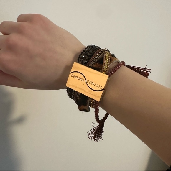 Victoria Emerson Leopard Print Cuff stacking Bracelet Gold Crystal Boho - Picture 8 of 8